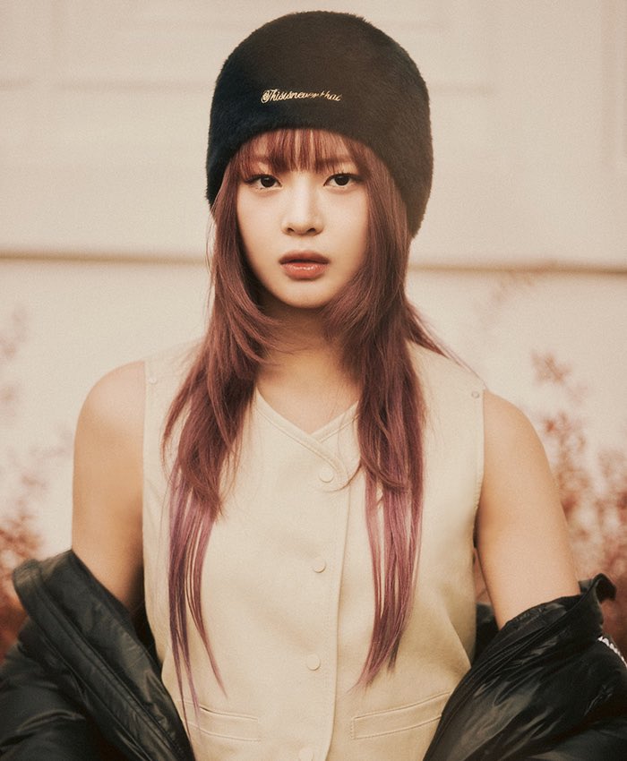 [잡담] 뉴진스 무신사 콜라보했는데 이미지 왤케 달라 | 인스티즈