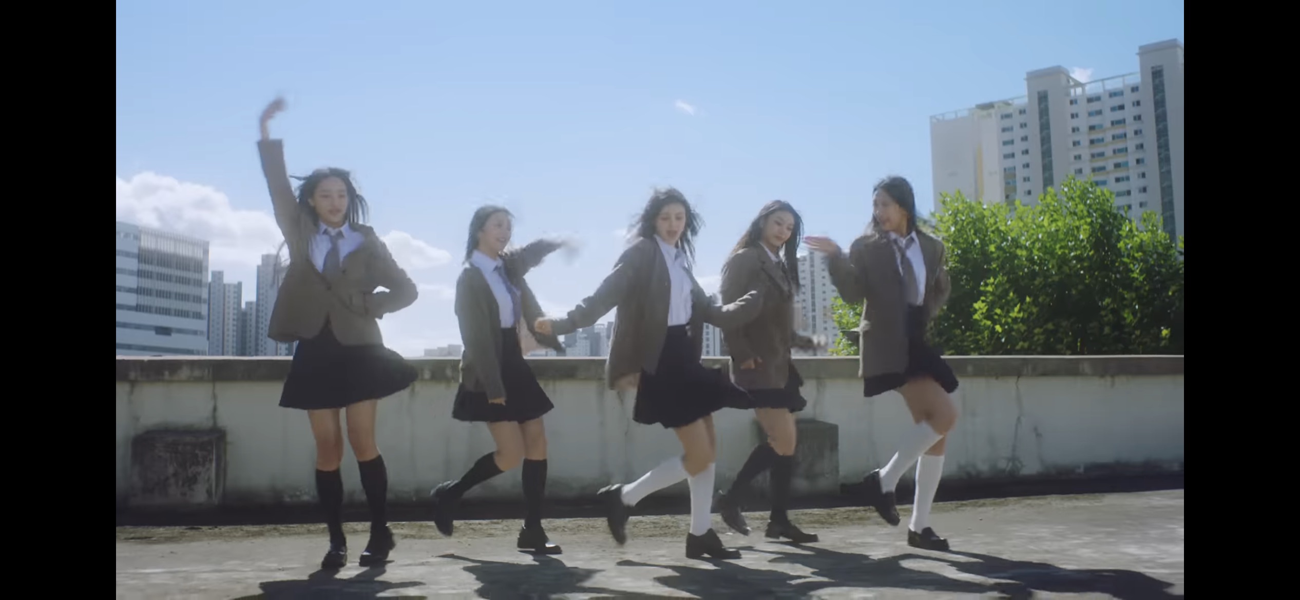 [잡담] 민지 안무 실수 한건가 | 인스티즈