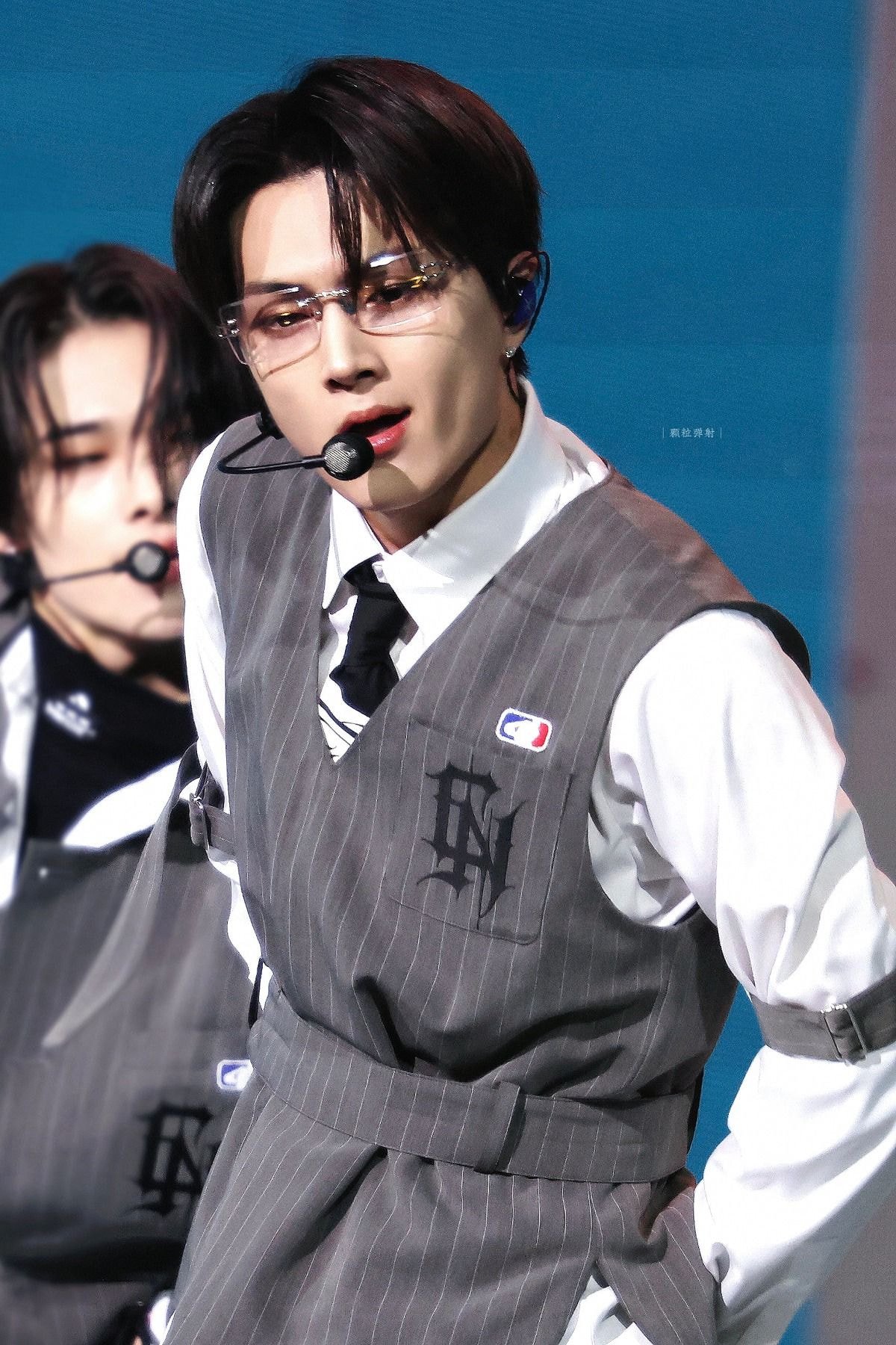 [잡담] 여기 남돌 코디 진짜 잘하는거같음 | 인스티즈