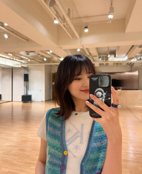 [잡담] 이런 스탈 단발 예쁘지 않아???? | 인스티즈