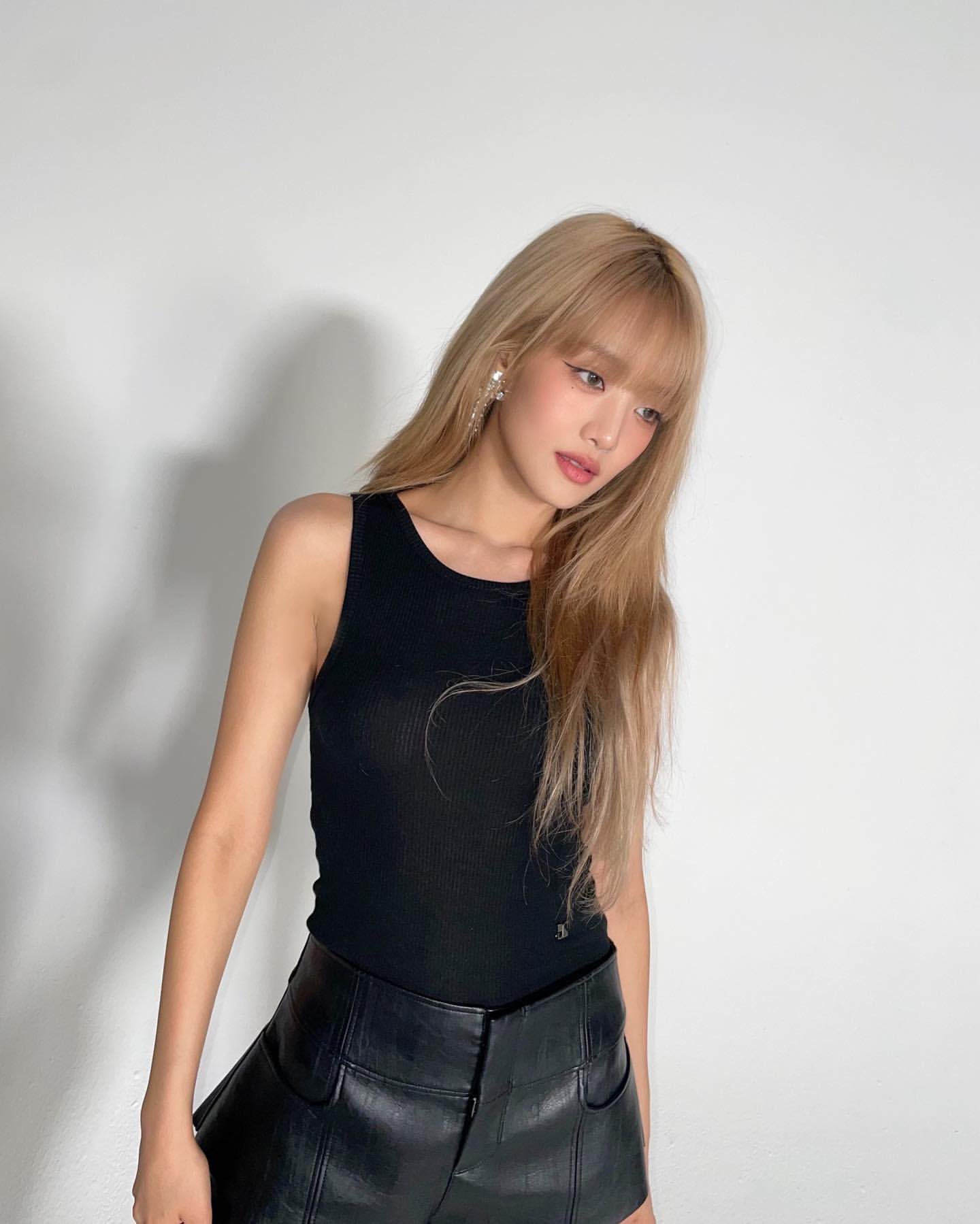 [잡담] 민니 쇄골 너무 예쁘다 | 인스티즈