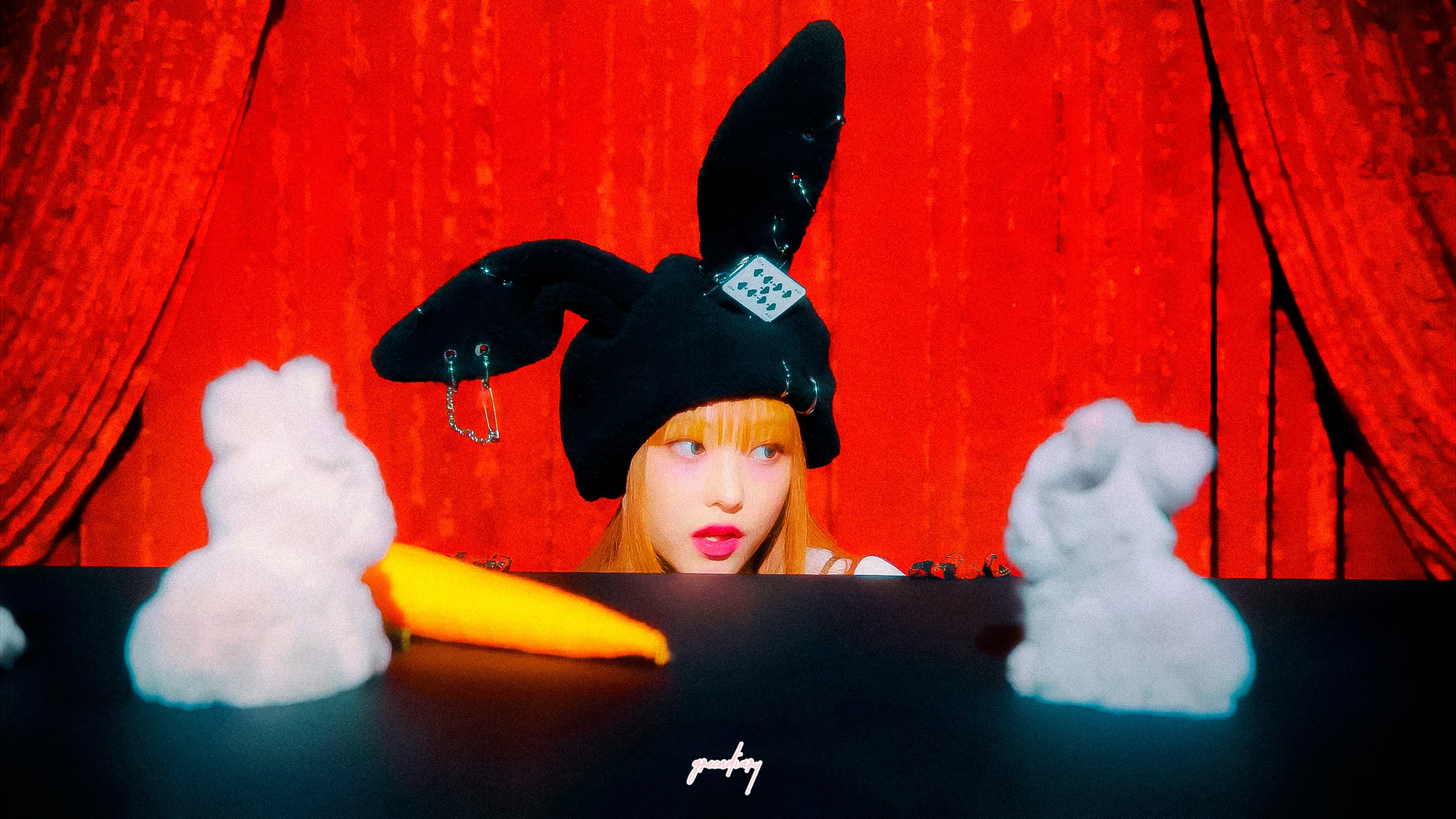 [잡담] 뉴진스에는 햇살마녀/고양이 마술사/귀여운 빵이 있습니다 | 인스티즈