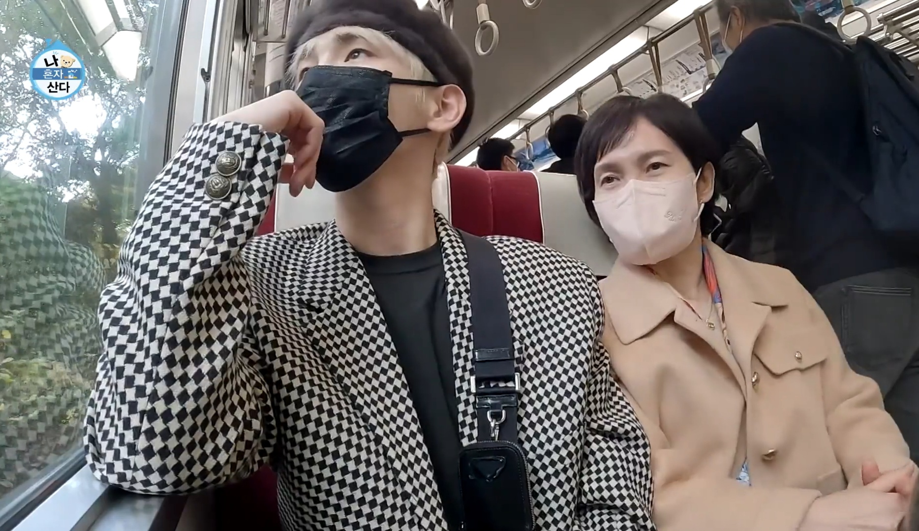 [잡담] 어머니와 일본 여행 하던 키 를 알아본 사람들.jpg | 인스티즈