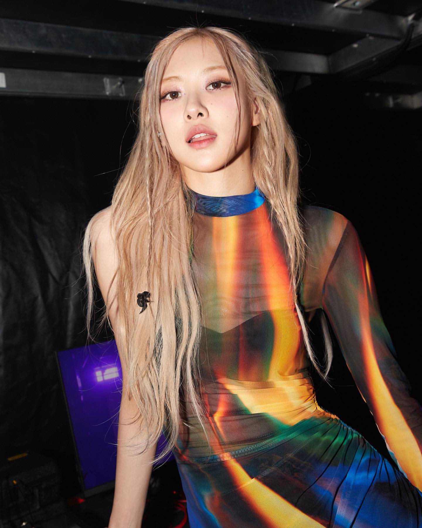 [잡담] 로제 이 의상 고화질로 보고싶었는데 드디어ㅠㅠ | 인스티즈