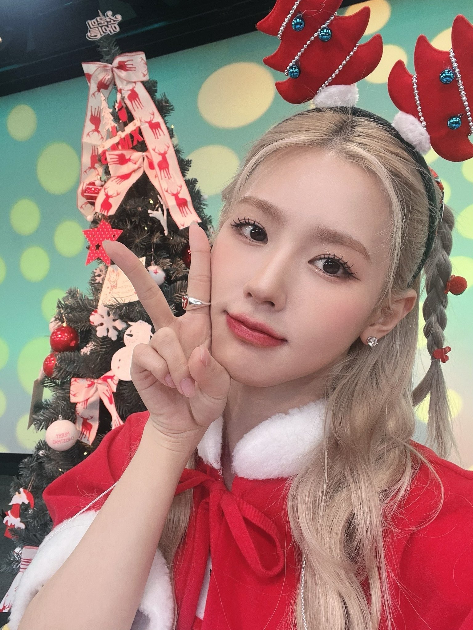 [잡담] 어제 자 산타걸 그 잡채였던 (여자)아이들 미연 | 인스티즈