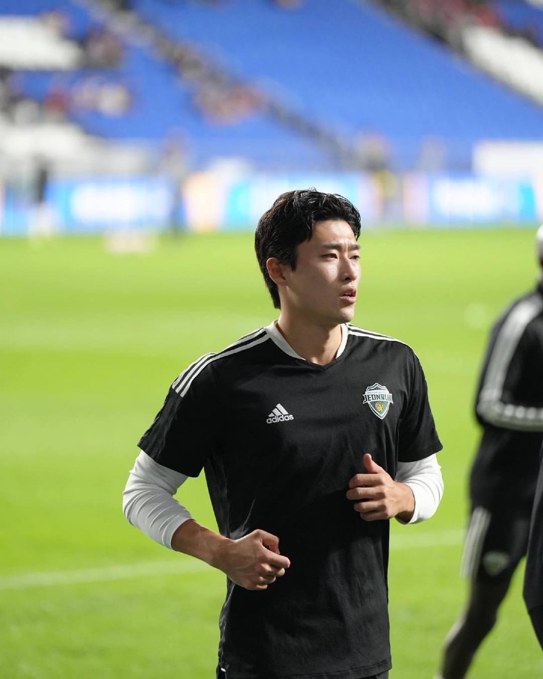 [잡담] 조규성 이 남자는 무슨 훈련 중에도 잘생겼냐 | 인스티즈