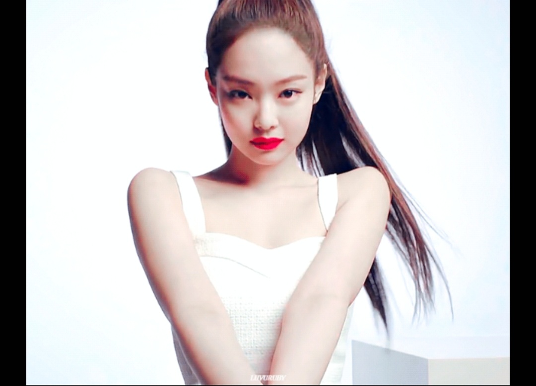 [잡담] 제니씨 나 이 헤라광고 아직도 찾아봐 | 인스티즈