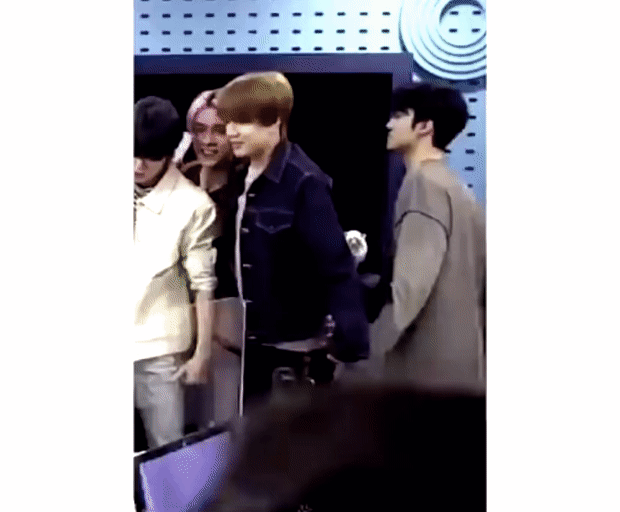 [잡담] 난 재민이가 재현이형 정우형 대하는 차이가 너무 웃겨 | 인스티즈