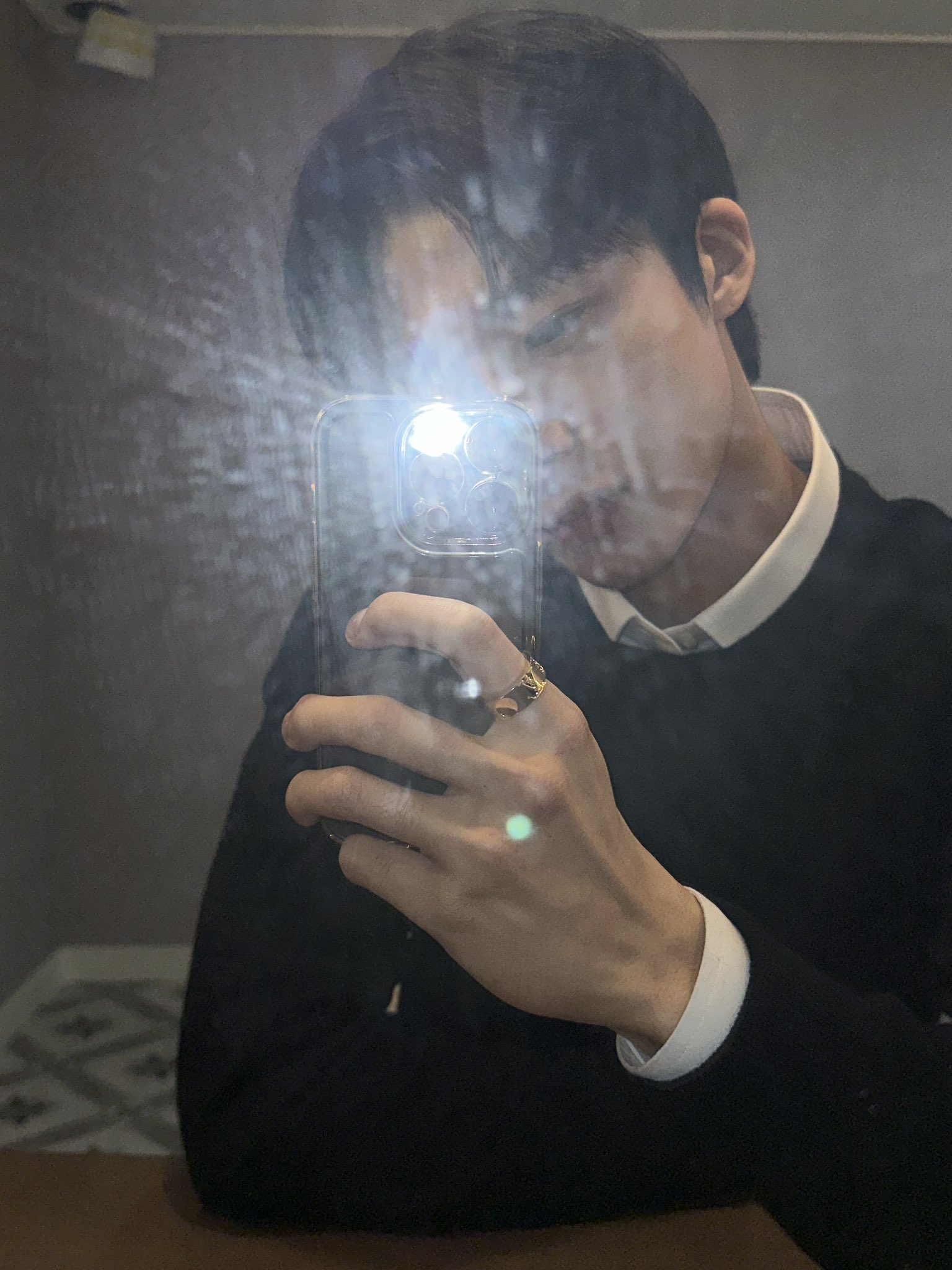 [잡담] 손이 도대체 얼마나 큰건지 가늠조차 안되는 | 인스티즈