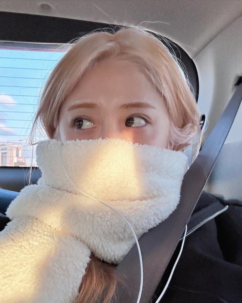 [잡담] 허윤진.. 이 여성에게 인스타 강의 받고 싶음ㅋㅋㅋㅋ | 인스티즈