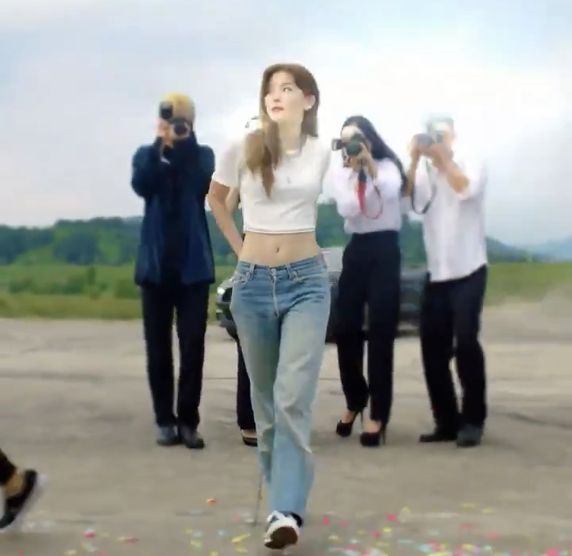 [잡담] 이 정도면 로우라이즈라고 할 수 있나? | 인스티즈