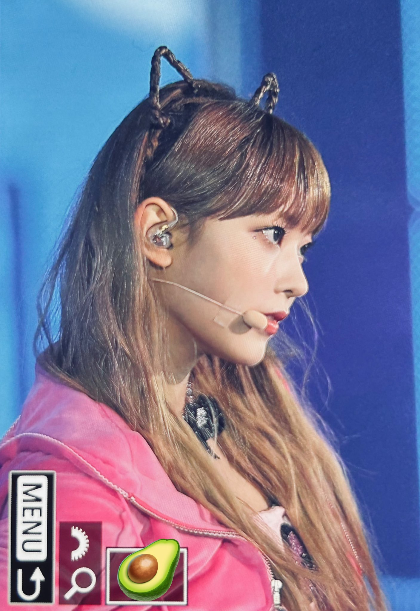 [잡담] 해린 고양이 머리띠 아니야.......자기 머리야 우와... | 인스티즈