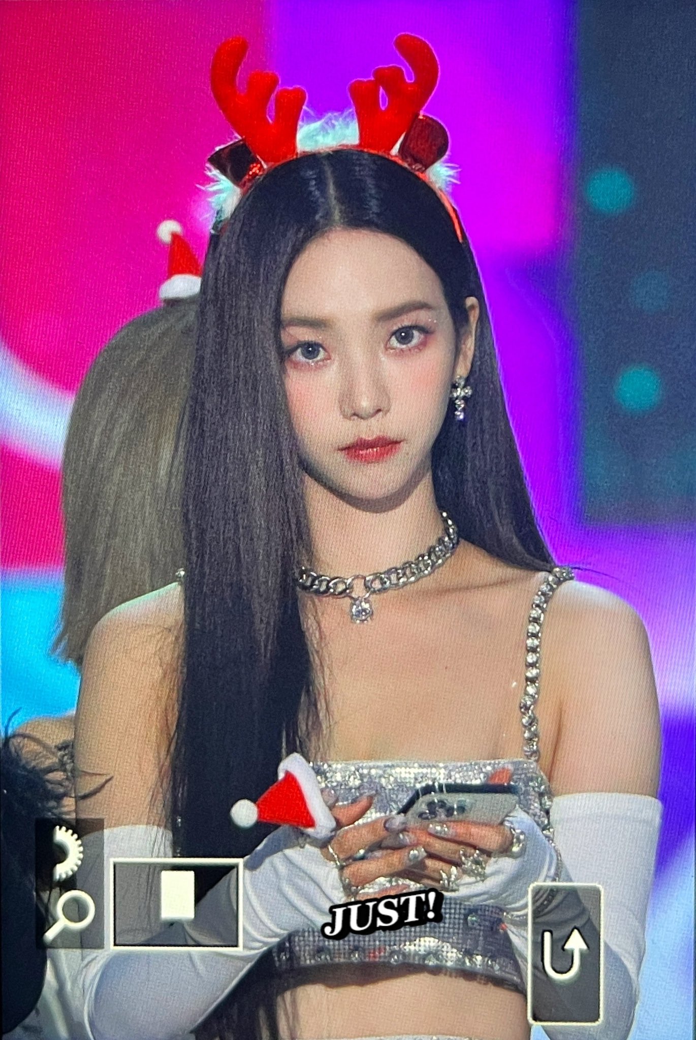 [잡담] 카리나가 폰을 꺼낸 이유... | 인스티즈