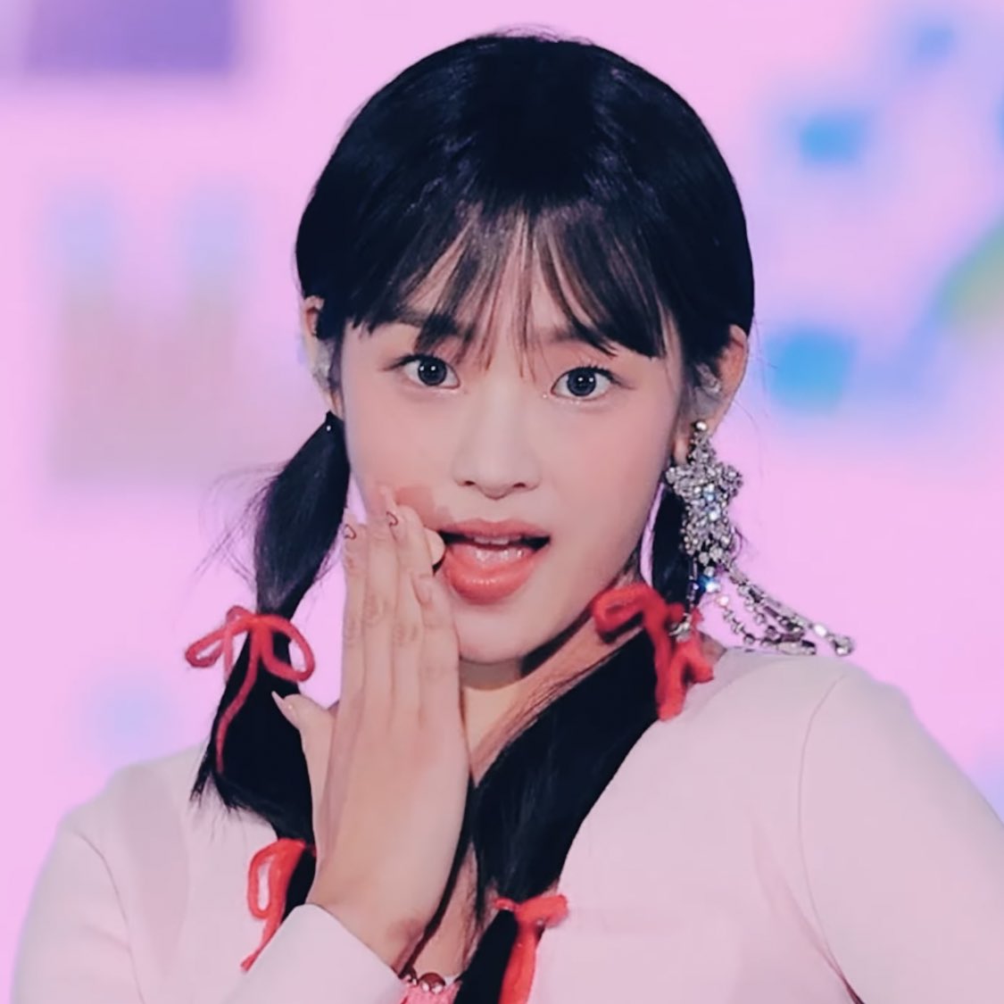 [잡담] 뉴진스 민지 앞머리 가발붙치니 더 애기 같아짐 | 인스티즈