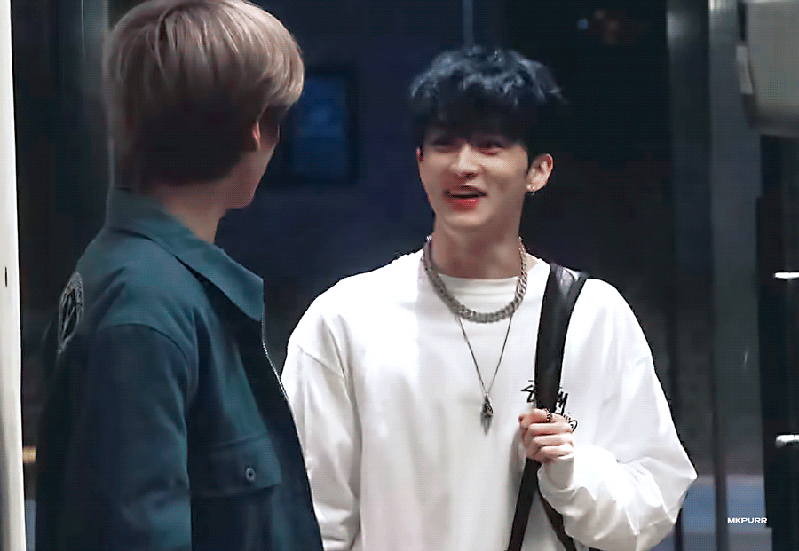 [잡담] 이거 마크 앞에 누구야? | 인스티즈