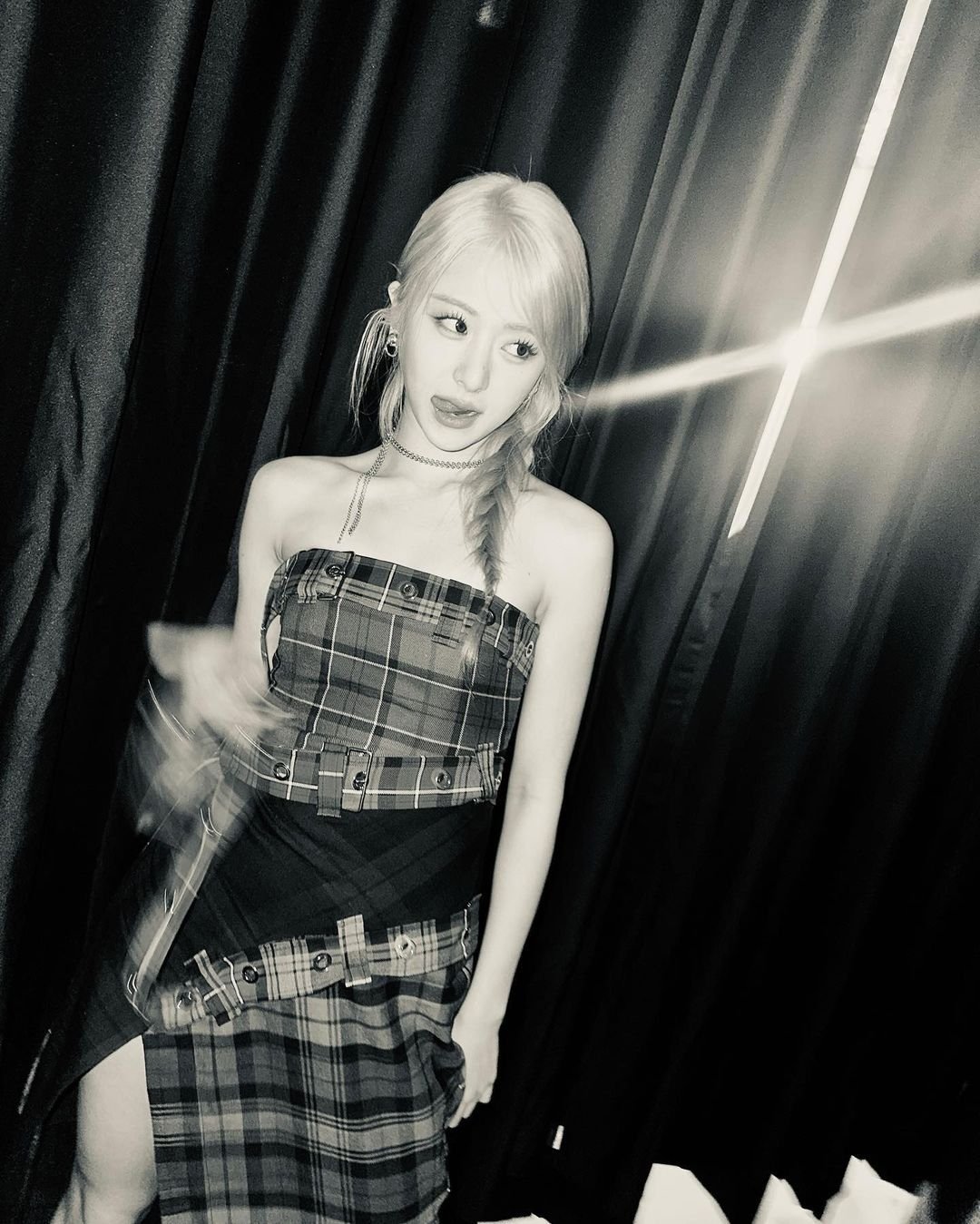 [잡담] 르세라핌 퍼디님이 찍은 허윤진이래 | 인스티즈