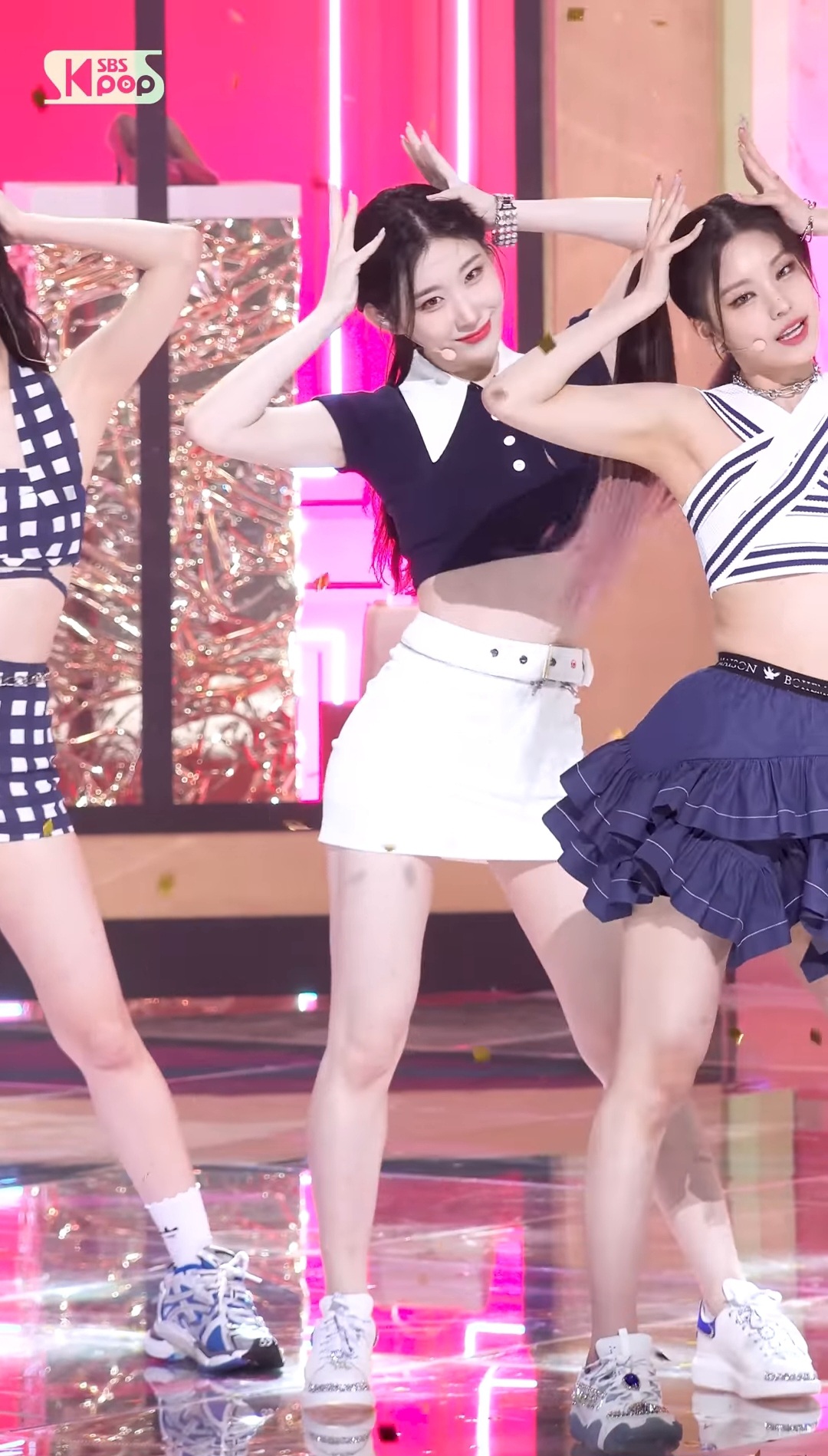 [잡담] 채령 이 스타일 너무 잘 어울린다 | 인스티즈