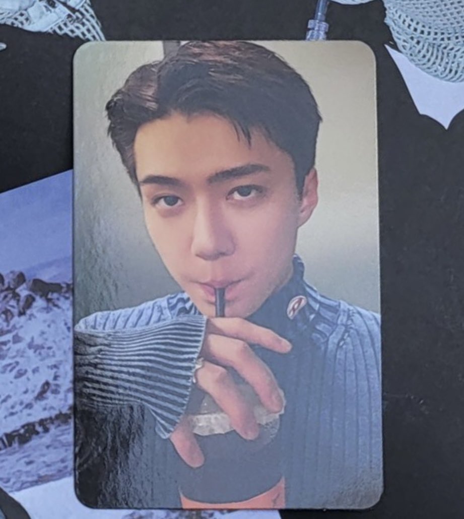 [잡담] 세훈포카 좀 봐 요번 smcu인지 뭔지 | 인스티즈