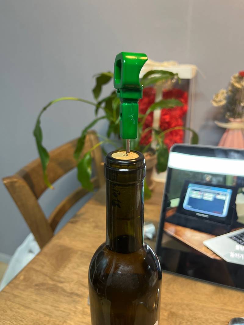 왜 안열리지.. 와인병따개 따는법 ㅠㅠ | 인스티즈