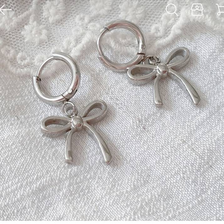 귀걸이 둘중 뭐 살까 | 인스티즈