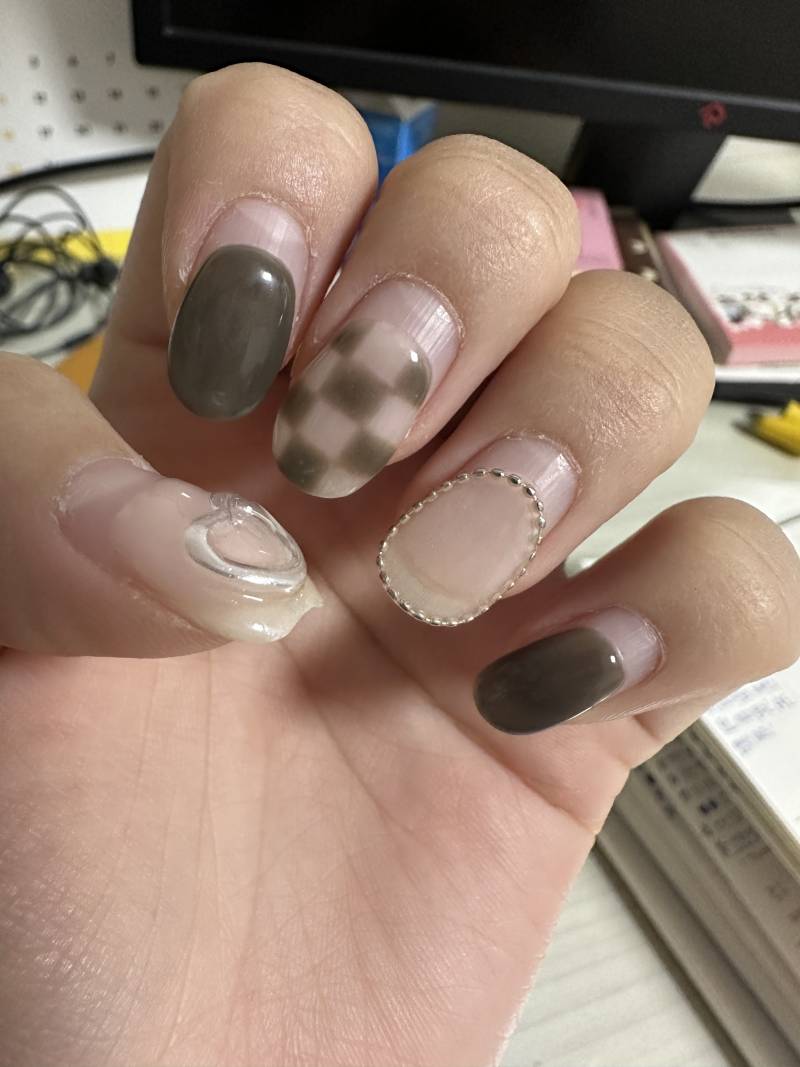 나 네일제거 빨리해야겠지 | 인스티즈