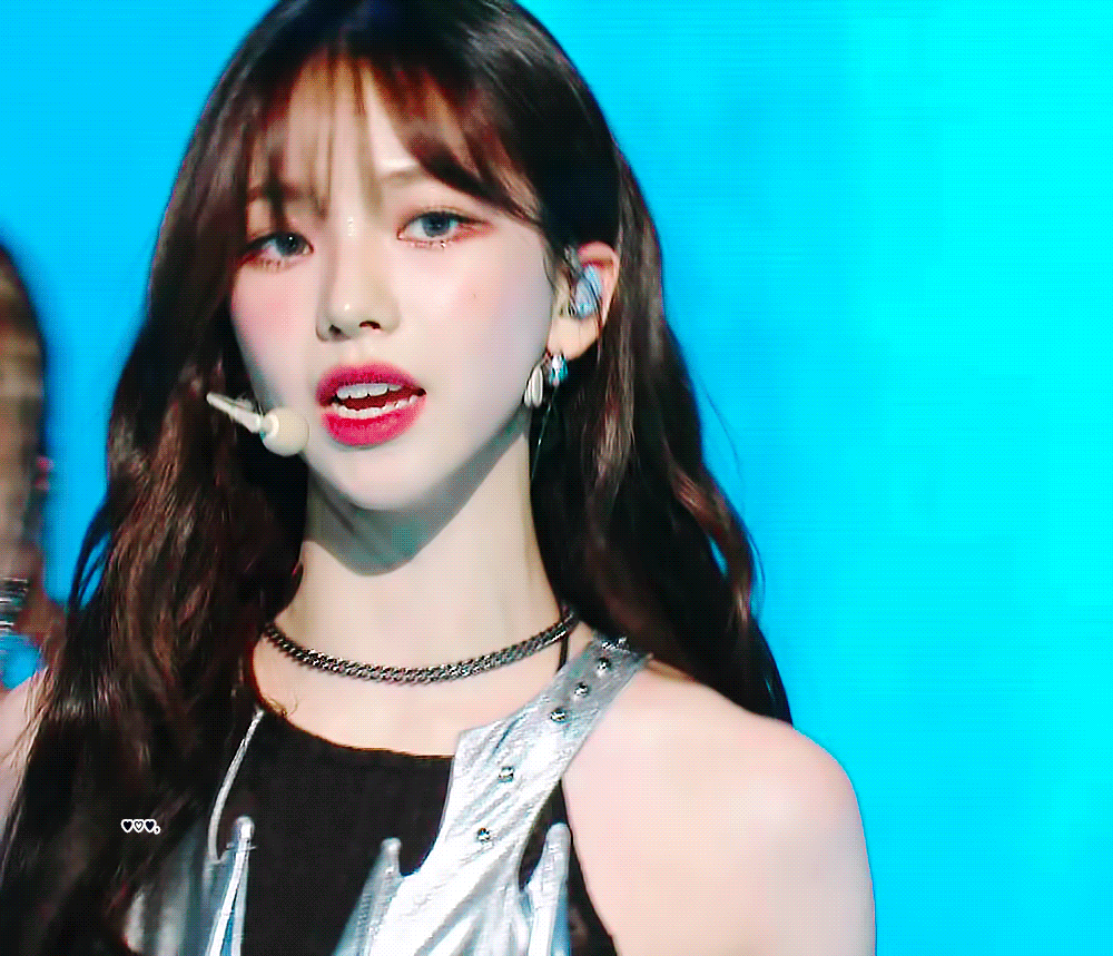 [잡담] 가요대제전 카리나 얼굴 살벌하다... | 인스티즈