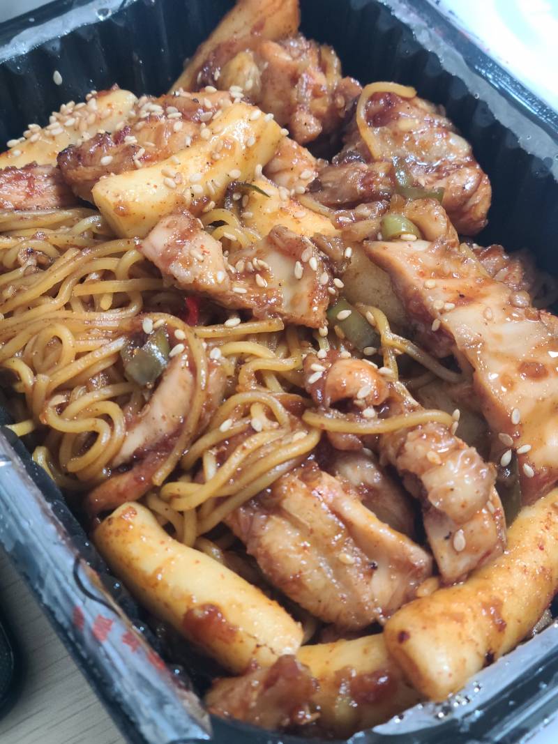 누가 이시간에 야식먹어????? ㄹㅇㅋㅋ | 인스티즈