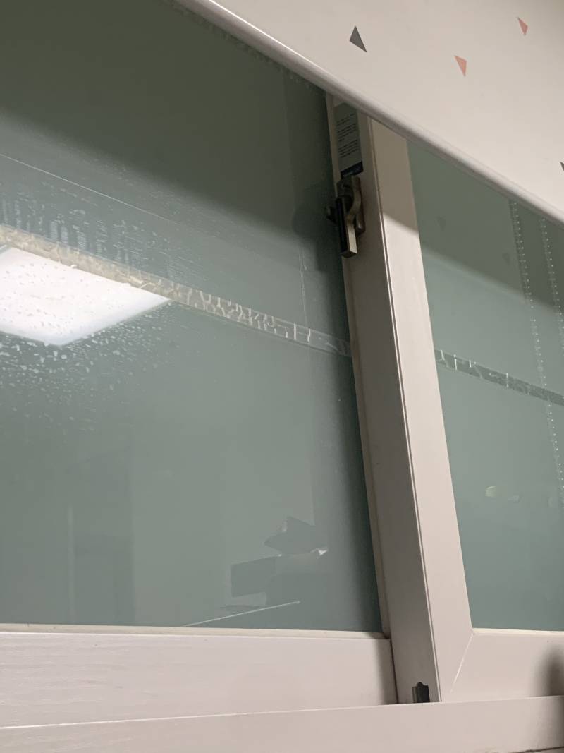 내 원룸 옆에 건물 새로 지어서 남향인데 이제 해가 안 들어옴... | 인스티즈