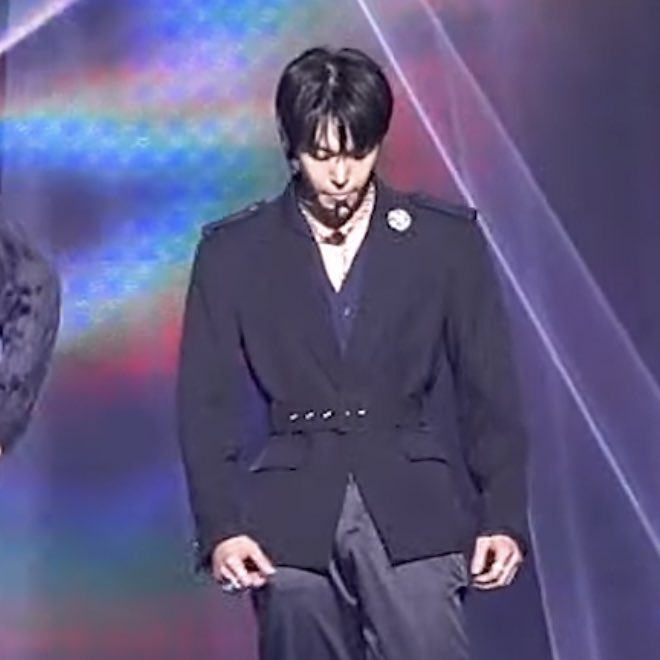 [잡담] 도영 직캠 보는데 몸매 진짜 미쳤어... | 인스티즈