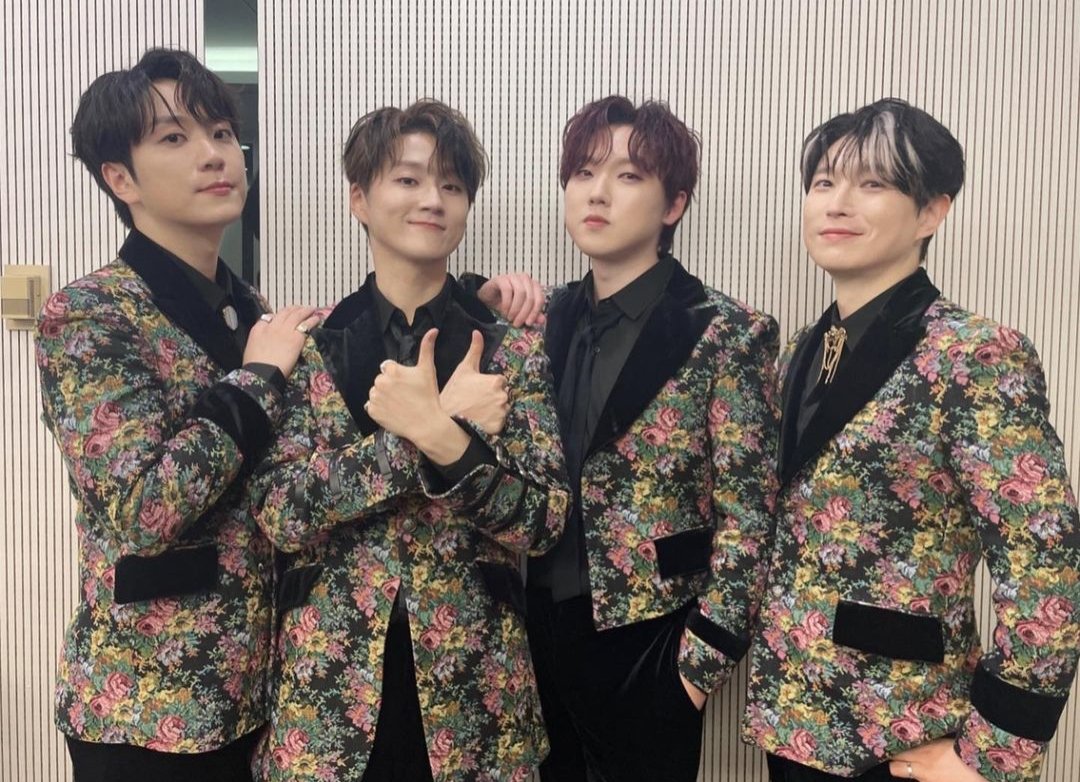 [잡담] 포레스텔라 코디 예뻐서 찾아보는데 | 인스티즈