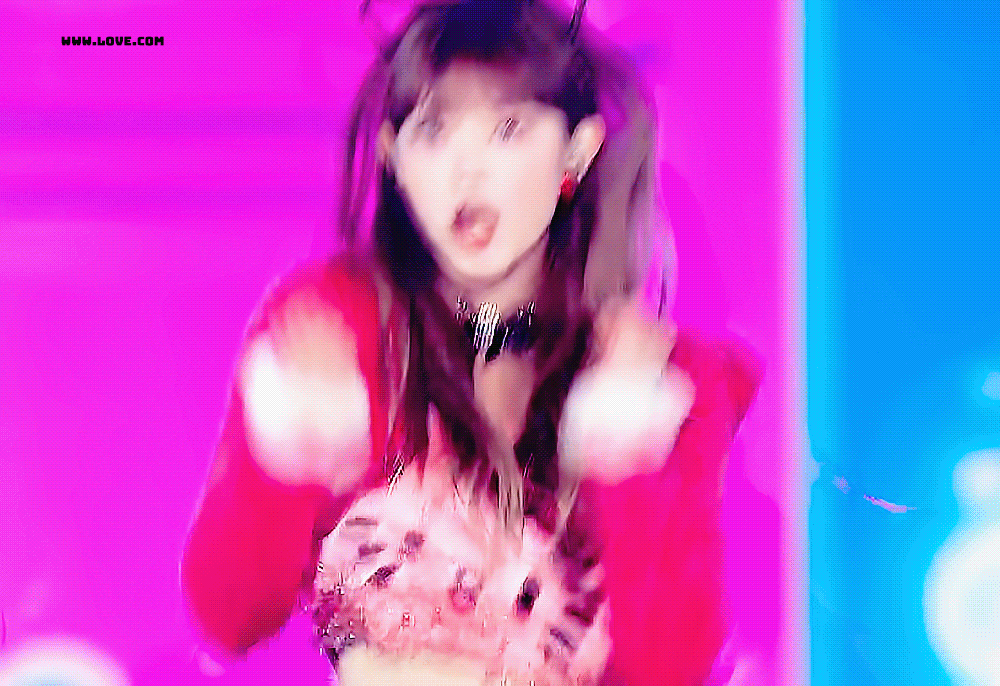 [잡담] ㅋㅋㅋㅋ강해린 본인은 개구리 밀고 공식 , 뮤비에서 고양이 밀고 | 인스티즈