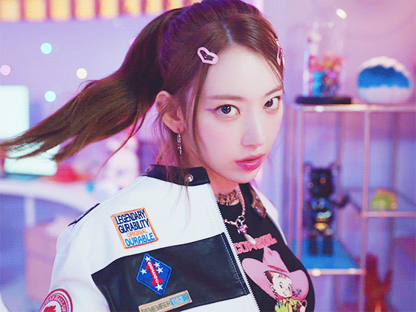 [잡담] 사쿠라 일본 시절이랑 지금 스타일이랑 너무 다르다 | 인스티즈