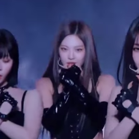 [잡담] 닝닝 이 머리 잘 어울리지 않아?? | 인스티즈