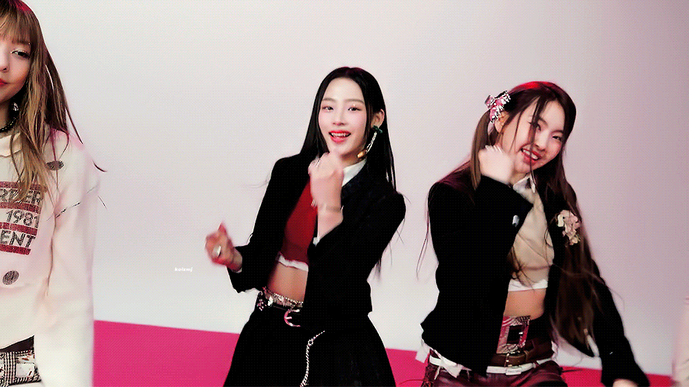 [잡담] 뉴진스 이 착장도 음방 돌겠지? | 인스티즈