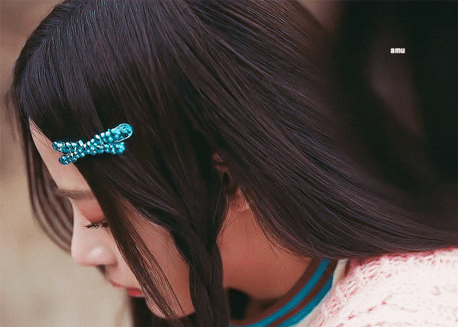 [잡담] 민지 얼굴 진짜 신기해... | 인스티즈