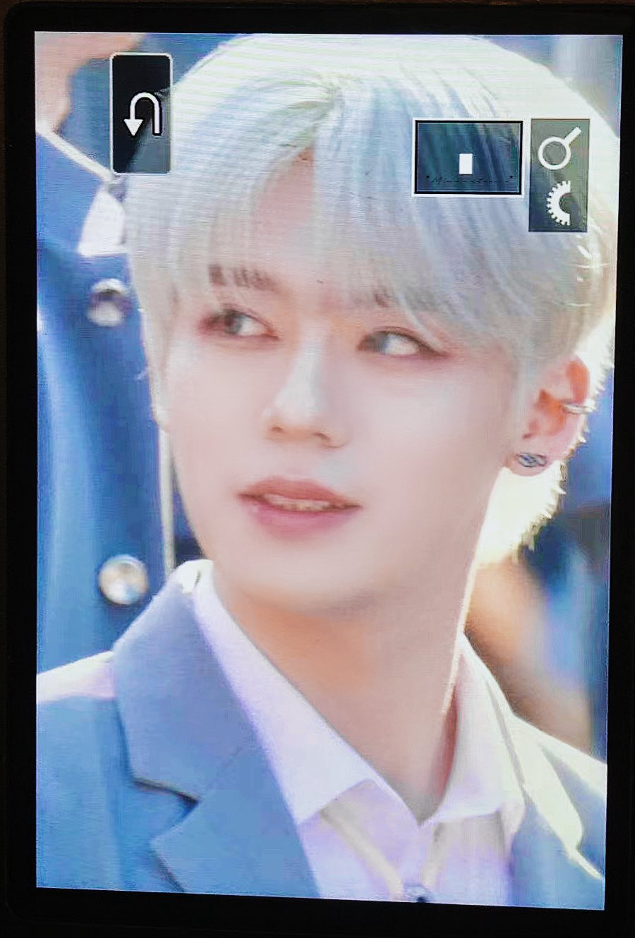 [잡담] 보플 왕옌홍? 이 연생 잘생겼당 | 인스티즈