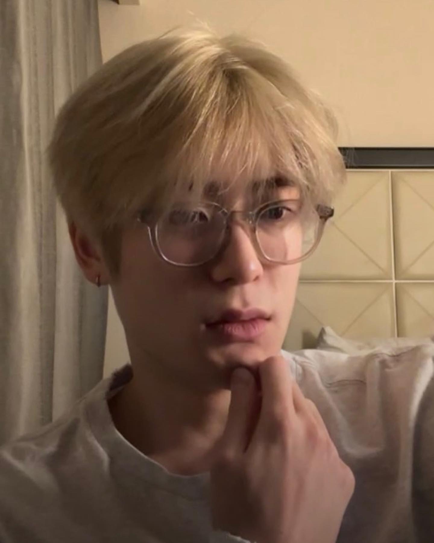 [잡담] 티져 영상도 아니고 음방도 아니고 라방으로 | 인스티즈