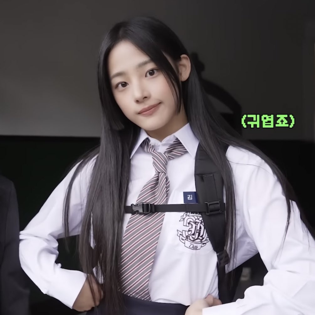 [잡담] 민지 진짜 개이쁘다... | 인스티즈