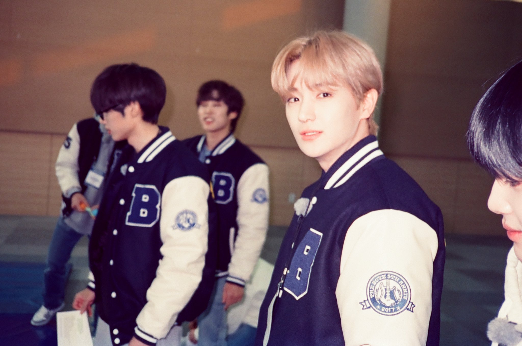 [잡담] 이 사진 너무 첫사랑 재질인데 | 인스티즈