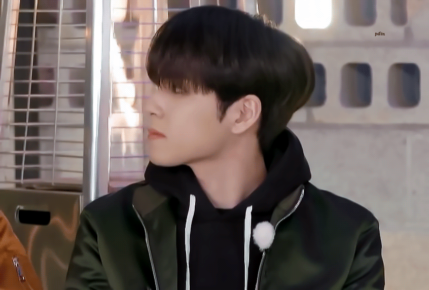 [잡담] 하........ 원필 진짜 잘생김............ | 인스티즈