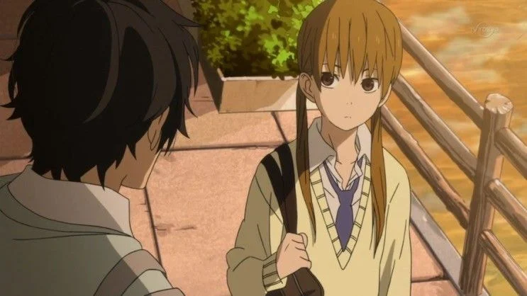 [잡담] 뉴진스 해린 옆자리 괴물군이라는 애니 여주랑 겁나 닮았어 | 인스티즈