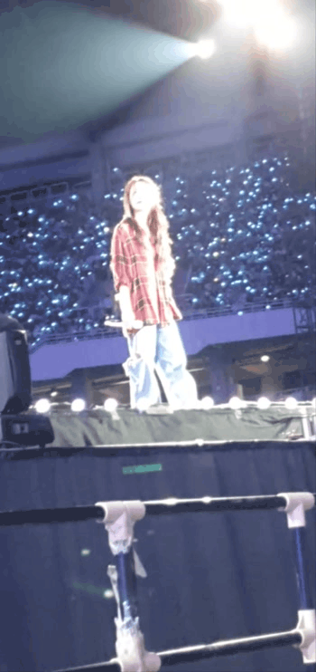 [잡담] 아이유 야외콘 한번 더 가고싶다... | 인스티즈