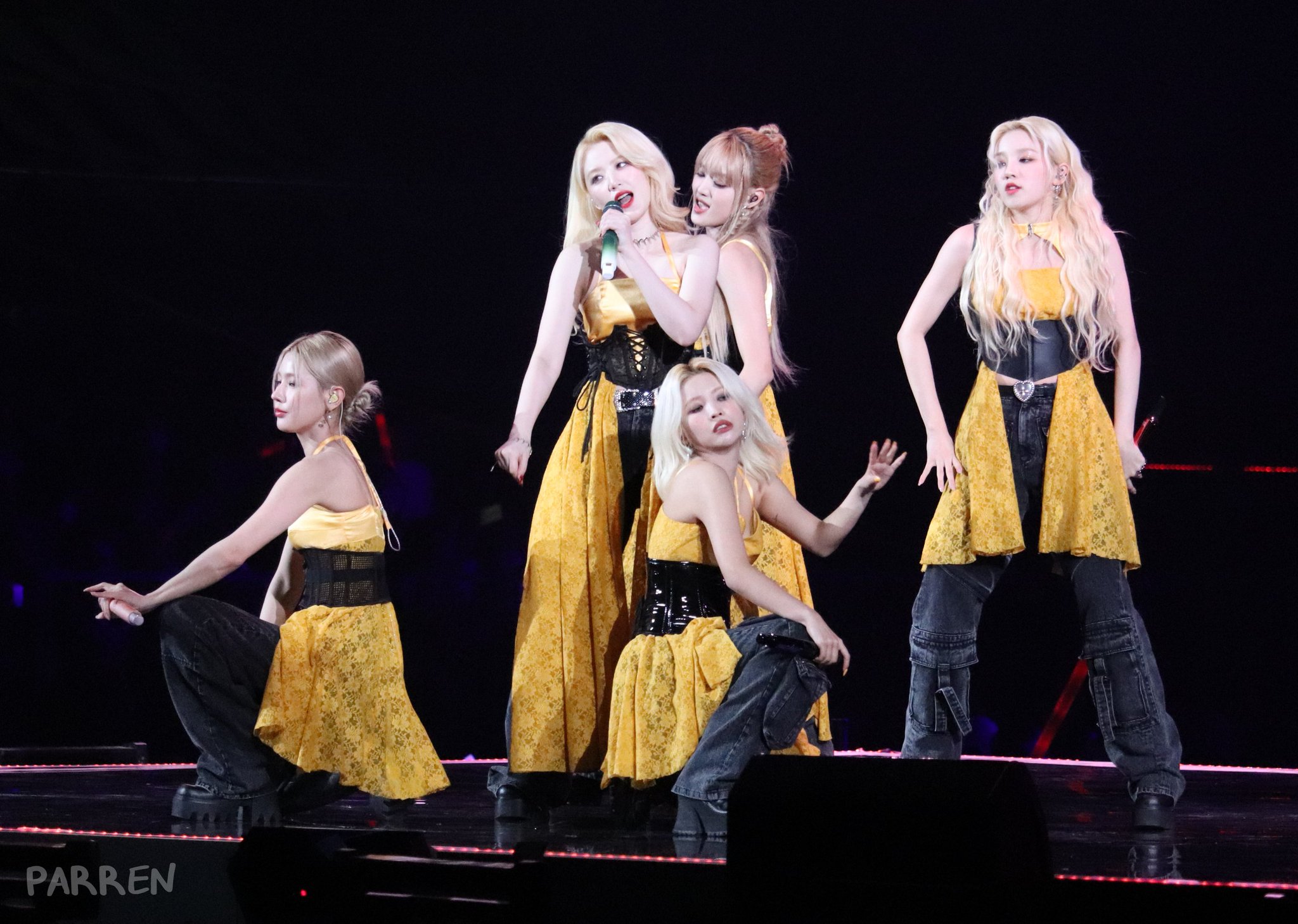 [잡담] 홍백예능대상 아이들이 찢었다는데 무대 영상 보고싶다 | 인스티즈