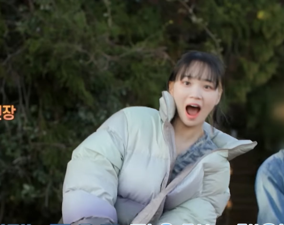 [잡담] 김채원 오늘 말타는거 볼 사람 | 인스티즈