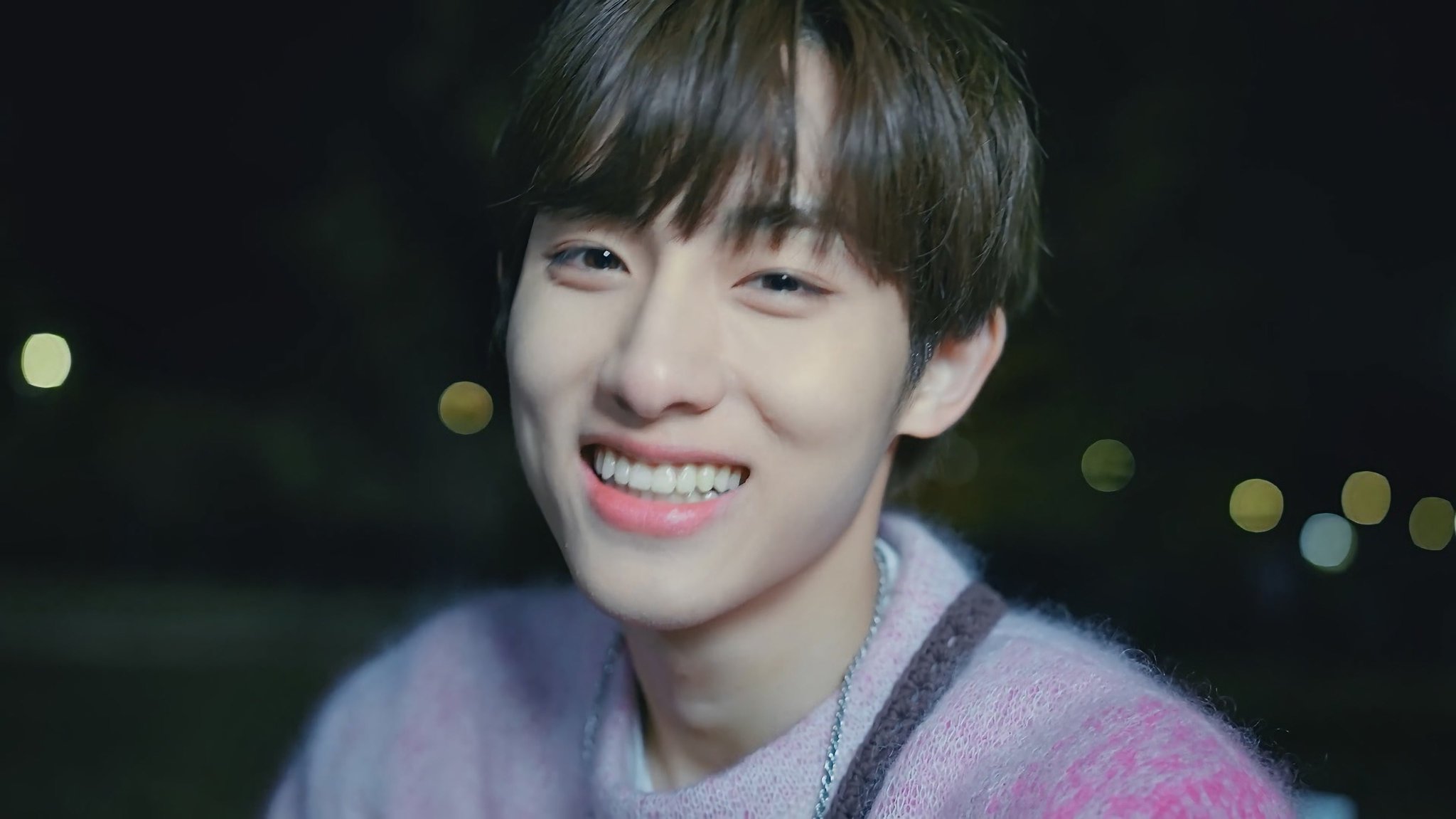 [잡담] 우리 애기 웃는 거 왤케 귀엽냐🥹 | 인스티즈