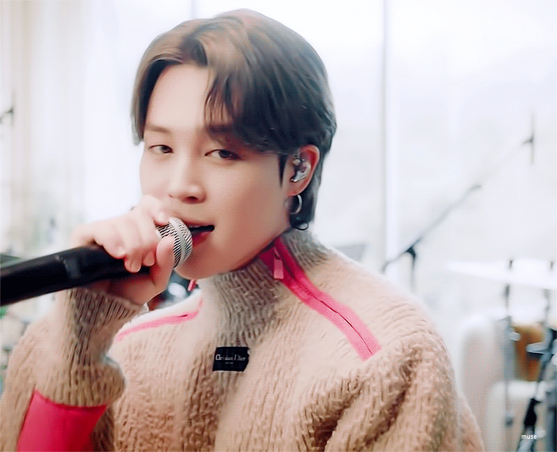 [잡담] 방탄 지민 라이브 착장도 디올이었네 박디올💜 | 인스티즈