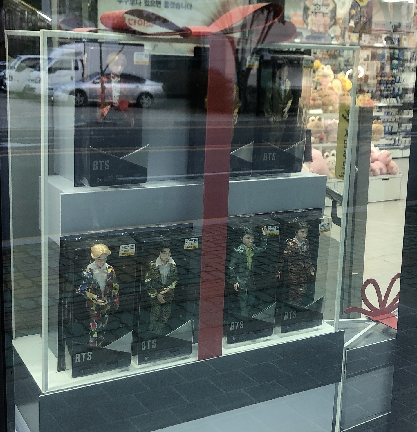 [잡담] 개웃기네 다이소에 얘네 있네 | 인스티즈