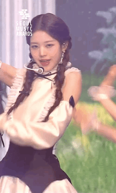 [잡담] 오늘자 장원영 예쁜데 끼도 잘부려 | 인스티즈