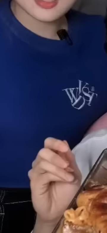 이 니트 정보 아는 사람!!(로고있음!!) | 인스티즈