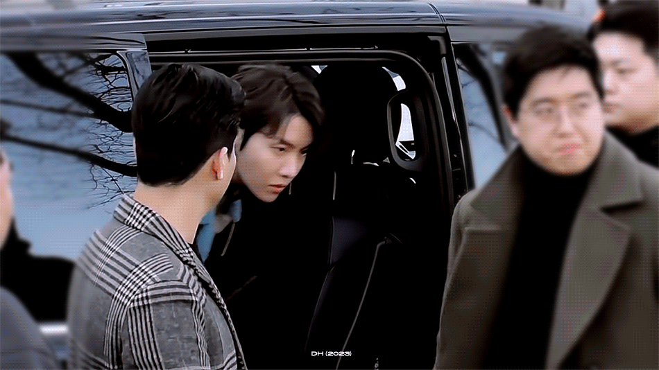 [잡담] 얘들아.. 나 웃음바깨안너옴.. 허... | 인스티즈